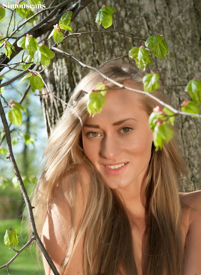 Людмила, 20 лет, 0 размер груди